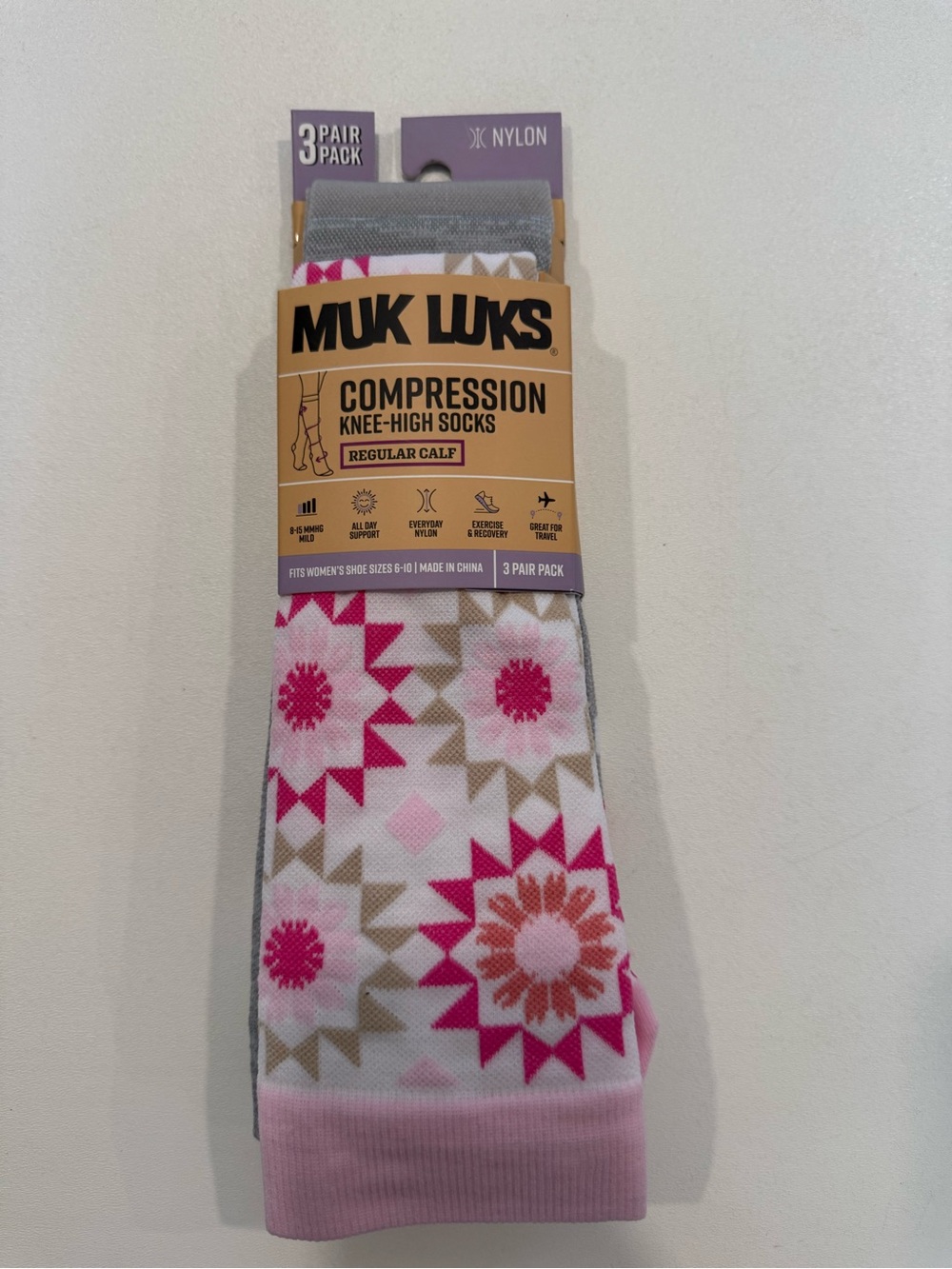 MUK LUKS Compression Knee High Socks 3-Pack Floral Regular Calf Womens Size 6-10